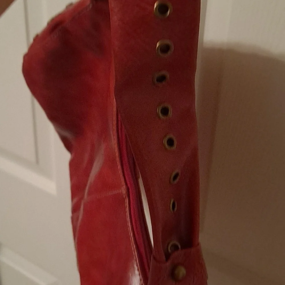 Bandolino Red Hobo/Shoulder Bag